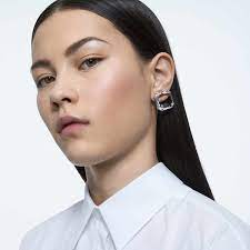5600756 Swarovski MESMERA:MEC SQR CRY DTLI/RHS Earrings Length: 7/8 inches x Width: 7/8 inches Rhodium plated White SS21